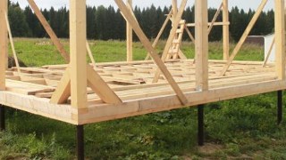 Сарай на винтовых сваях или хозблок на сваях Новотроицк цена от 2569 руб. / шт.
